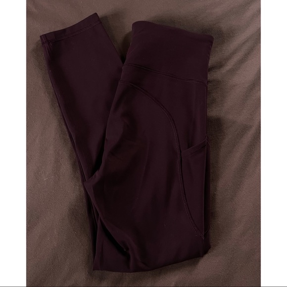 Invigorate high rise tight 25” in Red Merlot - Picture 8 of 10